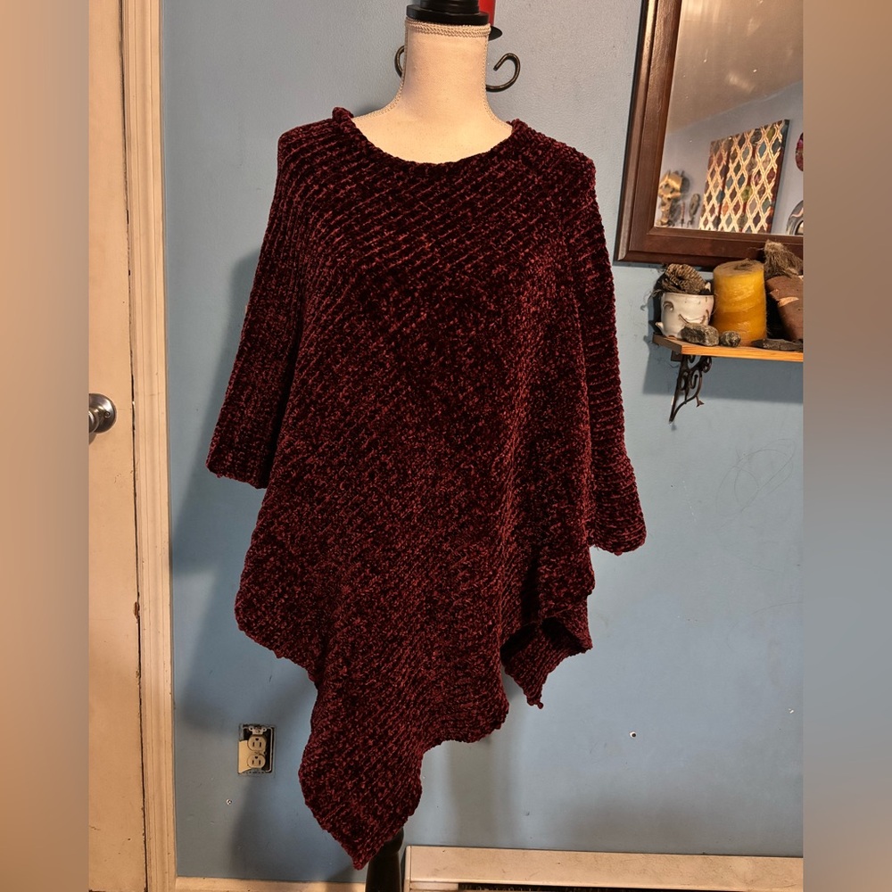 Cozy, Maroon Chenille, Poncho